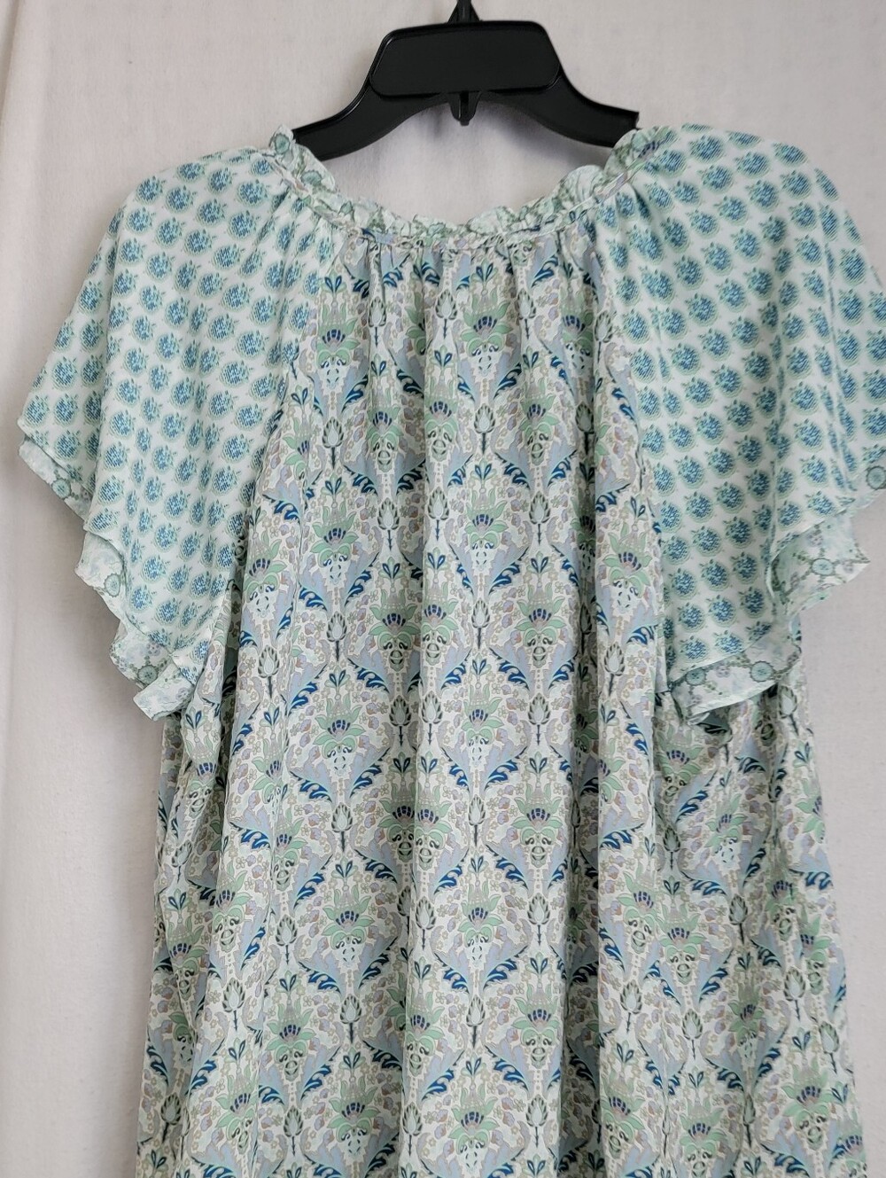 Rose & Olive Mint and Blue Floral Ruffle-Trim Blouse - Picture 5 of 8